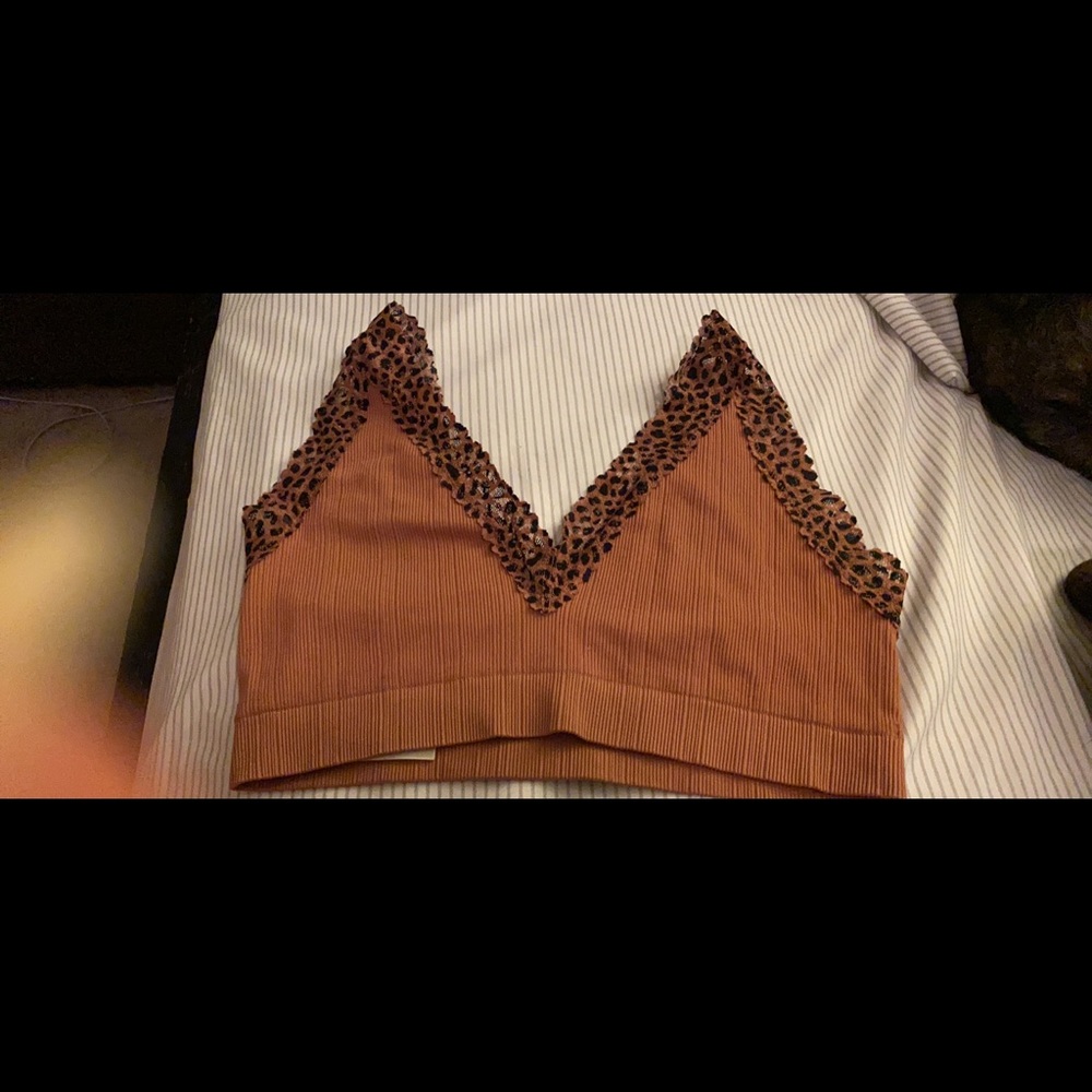 VS PINK TRIANGLE BRALETTE